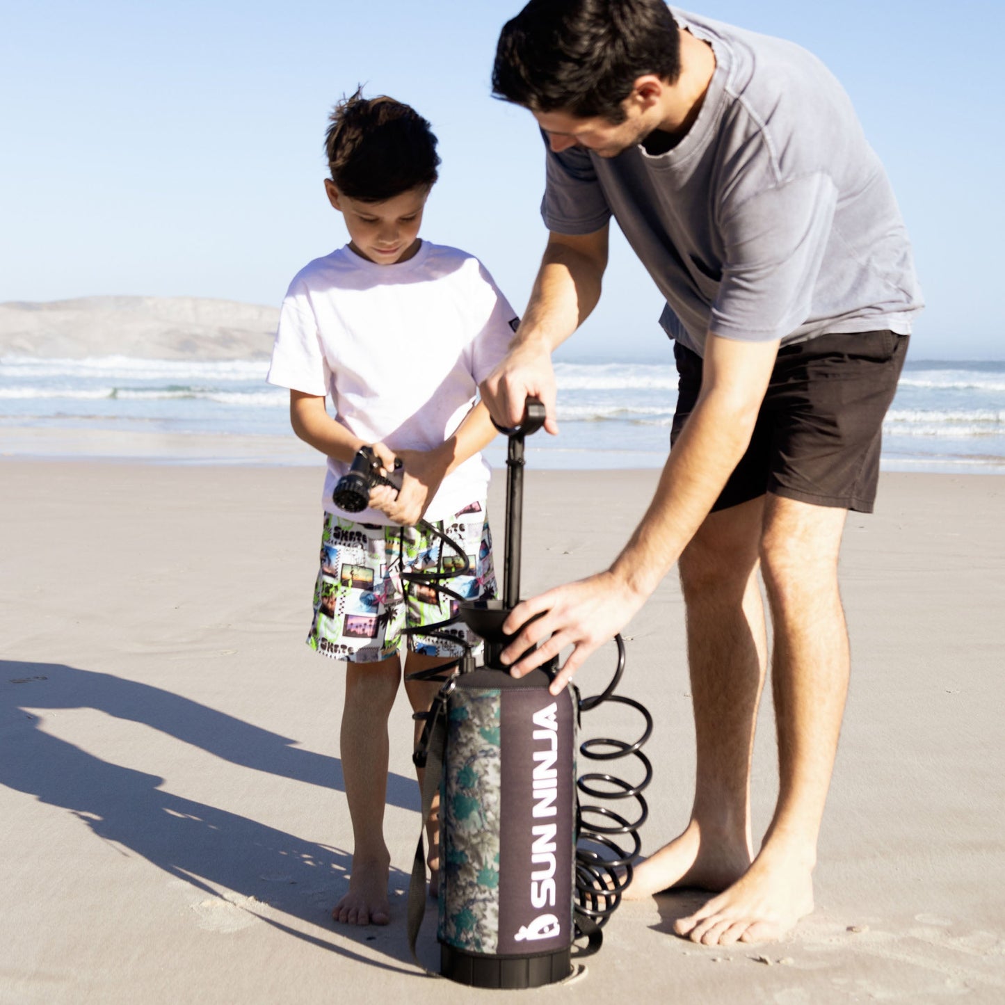 portable-shower-2-1-gallon-v8 0010_Portable_shower_2.1gal_camo_6.jpg