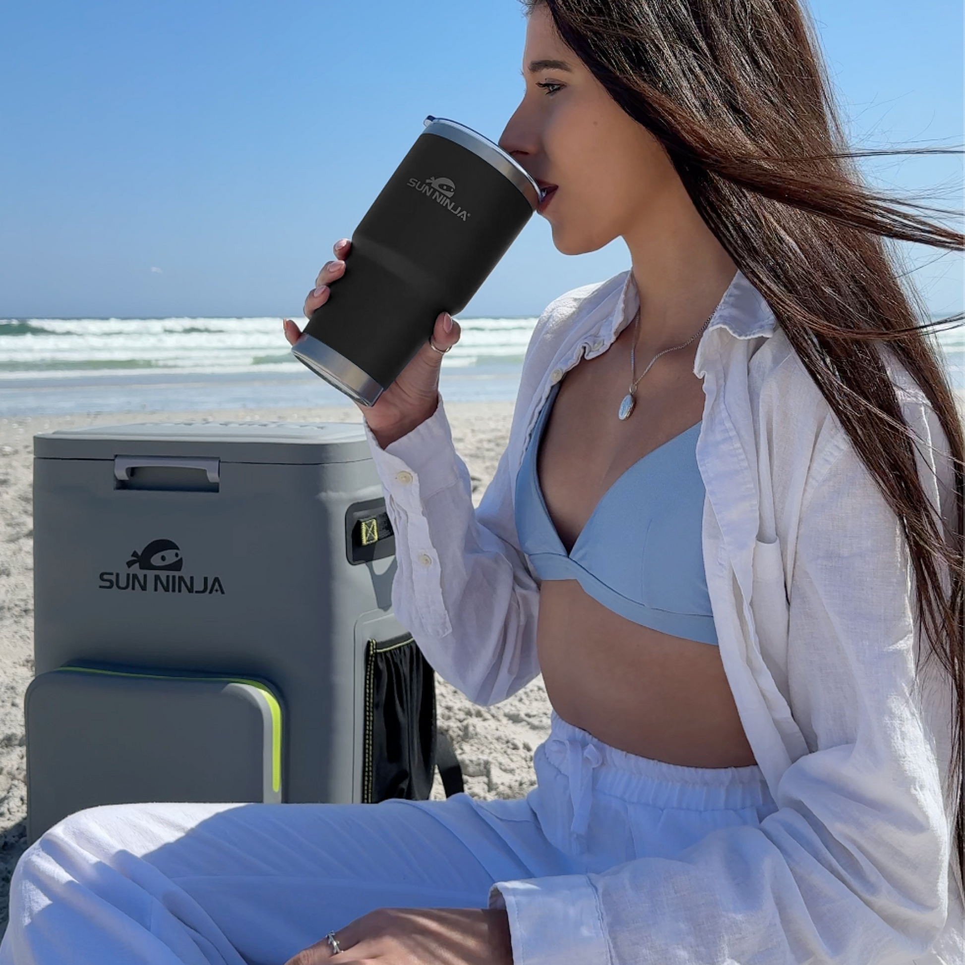 30-oz-tumbler-i4 30oz_tumbler_black_6_cf322052-b001-4521-bbbc-ab08b5a17a42.png