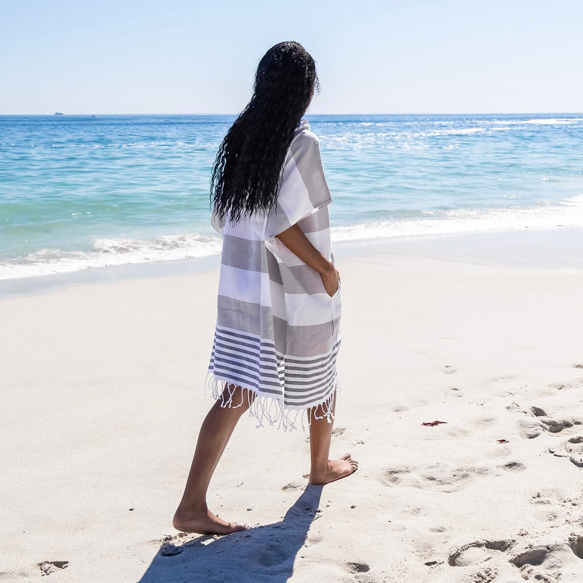 towel-poncho-b3 7_0003_Beach_Poncho_6.jpg