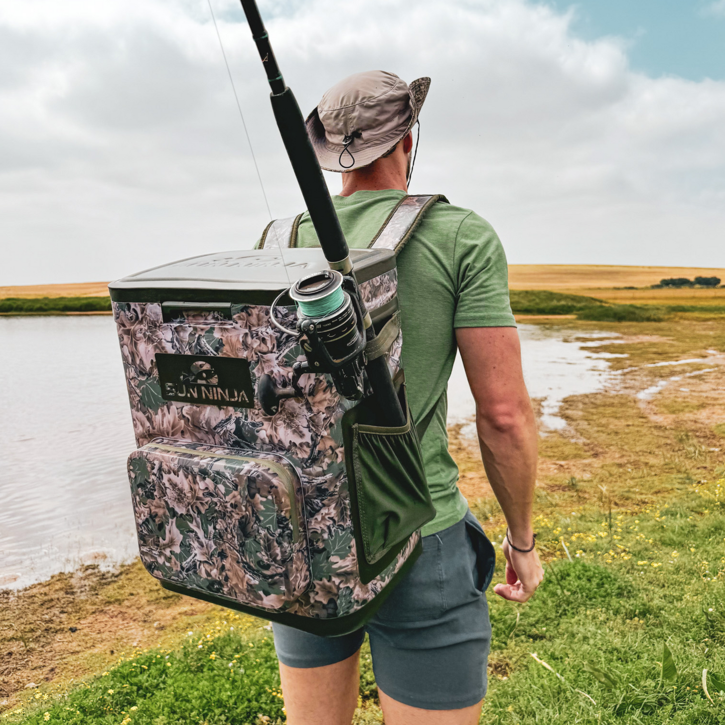 the-gone-fishing-bundle-x7 Backpack_cooler_camo_9.png