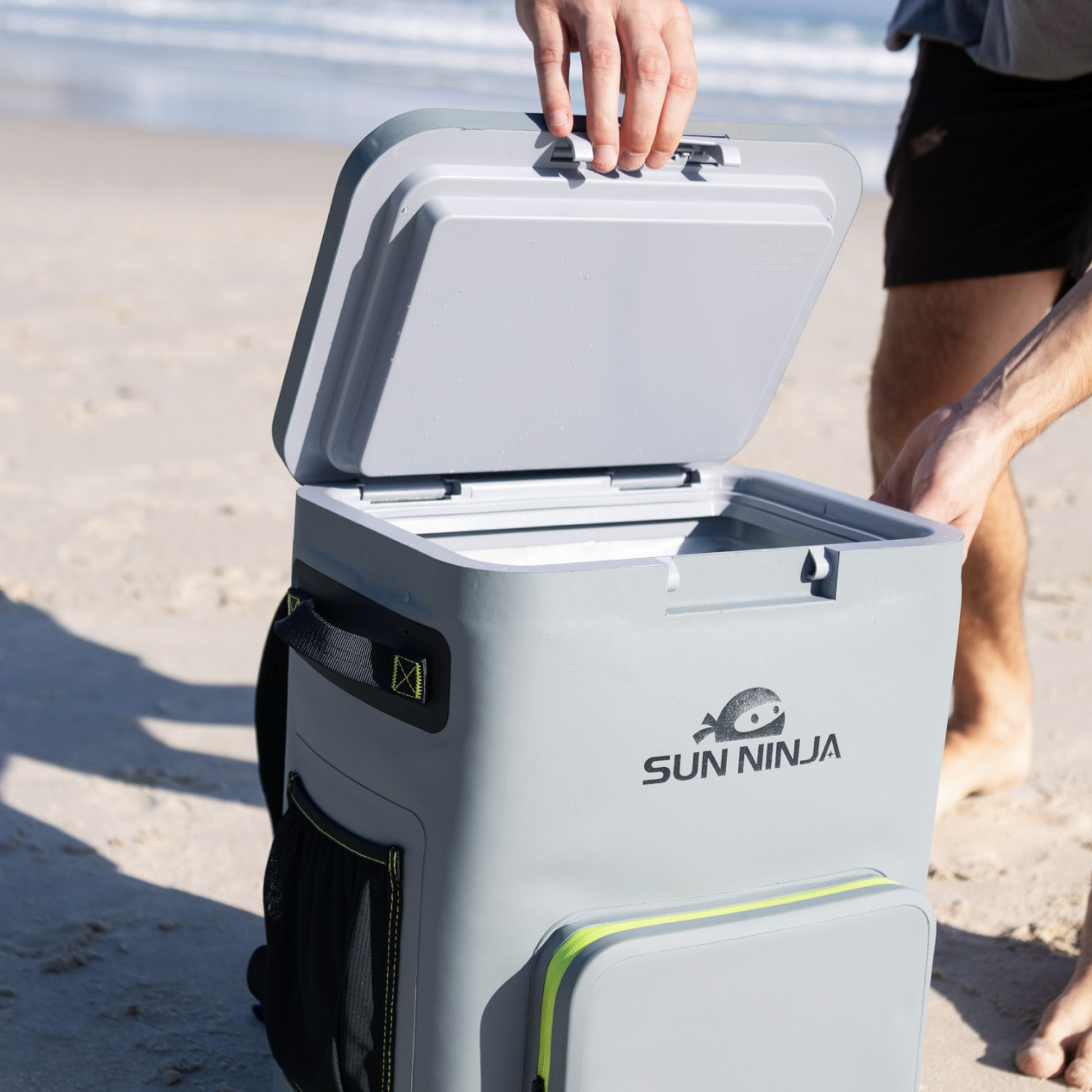 backpack-cooler-d0 Backpack_cooler_grey_9.png