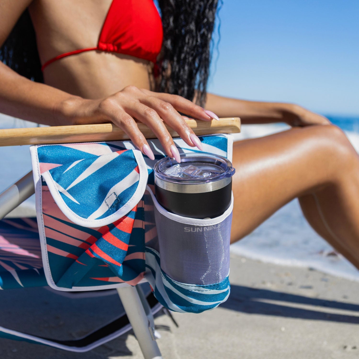 beach-chair-2-pc-w2 Sun-Ninja_Beach_Chair_Flamingos_0_0020_Sun-Ninja_Beach_Chair_Navy_Palm_Leaves_6.jpg